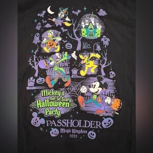 Disney Halloween Passholder Exclusive Tshirt Black 2XL NWOT